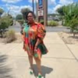 Meet your Posher, Latasha